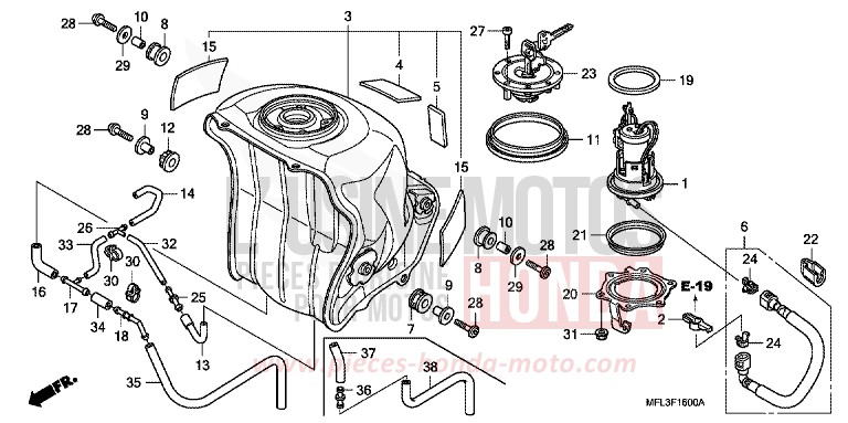 RESERVOIR A CARBURANT/POMPE A CARBURANT de CBR1000RR "Fireblade" GRAPHITE BLACK (NHB01FA) de 2010